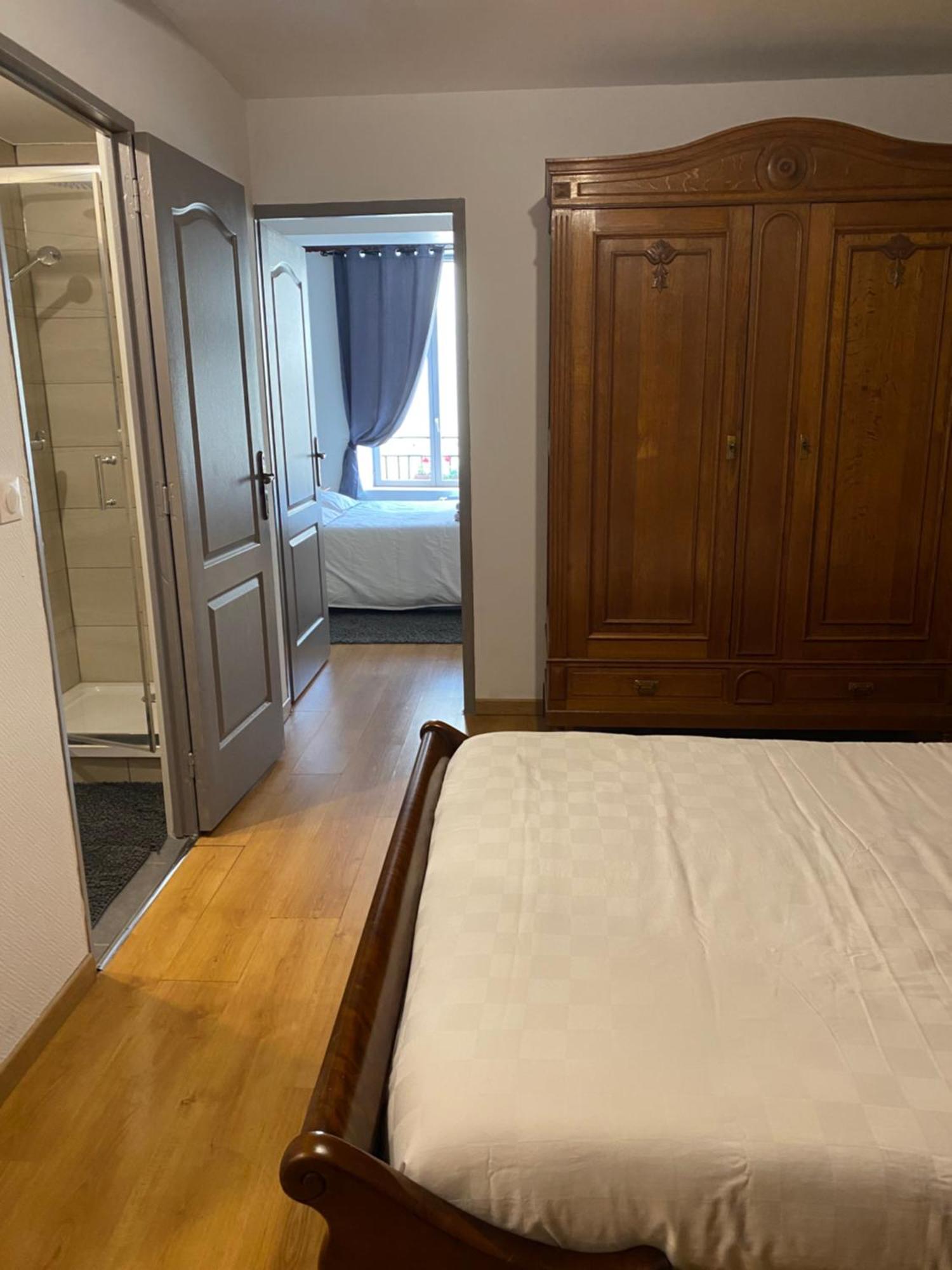 La Chambre D'Angele Sedan Exterior foto